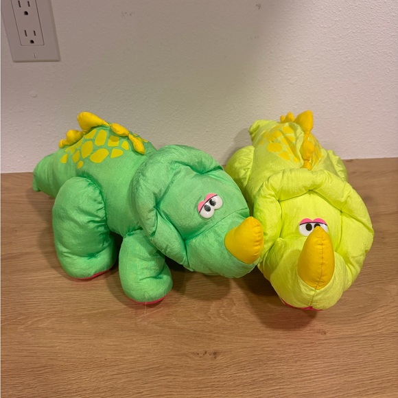 Fisher-Price Other - Fisher-Price Green and Yellow Dinosaur Plush Set